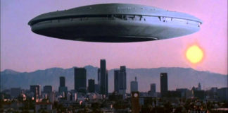 La serie de sci-fi V tendrá un reboot en forma de trilogía fílmica