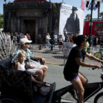 pedicab 2_Easy-Resize.com
